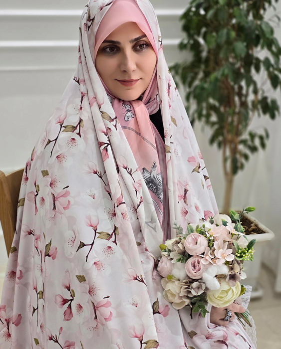 پارچه چادری صورتی طرح عطر سیب